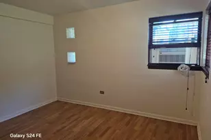 5855 W Higgins Ave, Chicago, IL 60630 - Photo 15