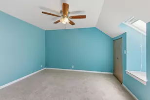648 Mitchell Ct, Gurnee, IL 60031 - Photo 11