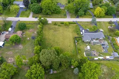 16655 W Applewood Court, Gurnee, IL 60031 - Photo 9