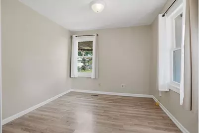 1101 N Western Avenue, Bloomington, IL 61701 - Photo 9