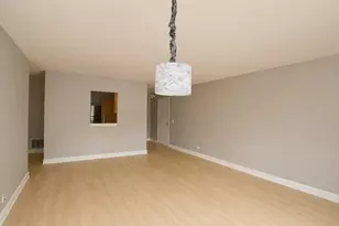 1365 N Sterling Ave, Palatine, IL 60067 - Photo 5