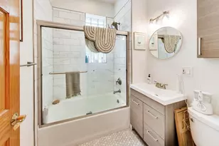 2455 N Sawyer Ave, Chicago, IL 60647 - Photo 17