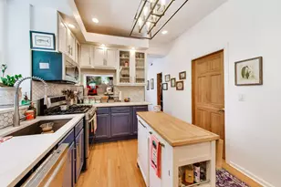 2455 N Sawyer Ave, Chicago, IL 60647 - Photo 9