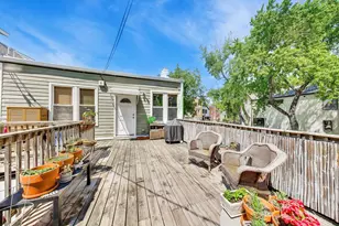 2455 N Sawyer Ave, Chicago, IL 60647 - Photo 21