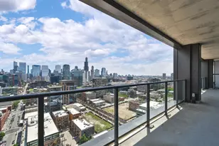 225 N Elizabeth St, Chicago, IL 60607 - Photo 19