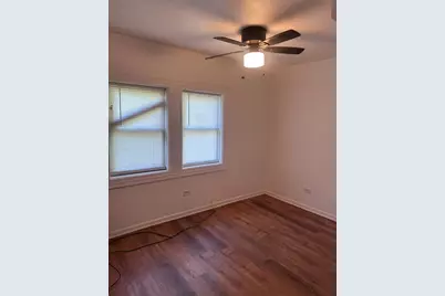 526 E 154th Place, Phoenix, IL 60426 - Photo 9