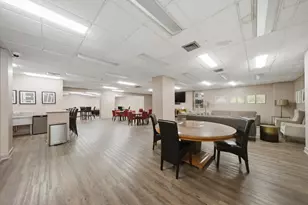 3930 N Pine Grove Ave, Chicago, IL 60613 - Photo 17