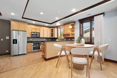 2049 W Morse Avenue #3, Chicago, IL 60645 - Photo 5
