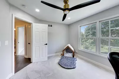 724 Fairfield Court, Westmont, IL 60559 - Photo 29
