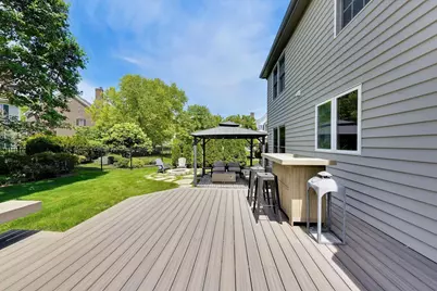 724 Fairfield Court, Westmont, IL 60559 - Photo 39