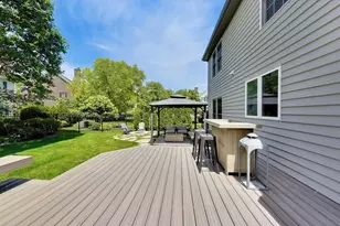 724 Fairfield Ct, Westmont, IL 60559 - Photo 39