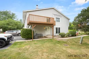 1833 Kerrybrook Ct, Sycamore, IL 60178 - Photo 1