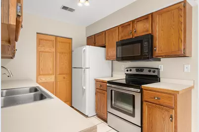1833 Kerrybrook Court #0, Sycamore, IL 60178 - Photo 13