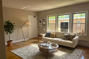 4825 Hull St, Skokie, IL 60077 - Photo 7