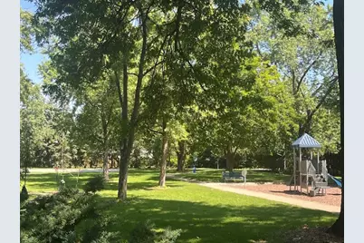 [Address not provided], Skokie, IL 60077 - Photo 19
