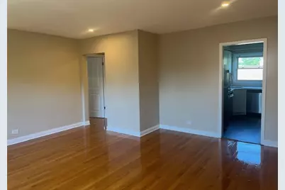 [Address not provided], Skokie, IL 60077 - Photo 13