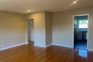 4825 Hull St, Skokie, IL 60077 - Photo 13