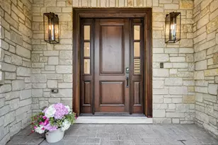 9609 Reding Cir, Des Plaines, IL 60016 - Photo 5