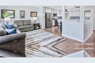 348 W. Oriole Trail, Cary, IL 60013 - Photo 5