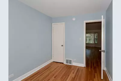 2140 Dobson Street, Evanston, IL 60202 - Photo 9