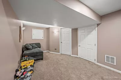 218 Foxford Drive, Cary, IL 60013 - Photo 37