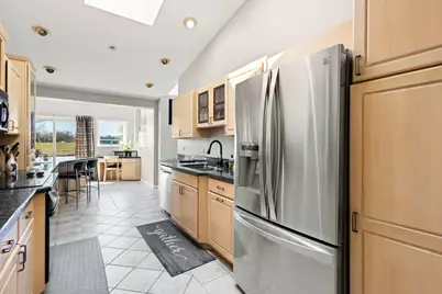 649 Hiawatha Drive, Carol Stream, IL 60188 - Photo 5