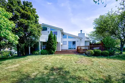 649 Hiawatha Drive, Carol Stream, IL 60188 - Photo 23