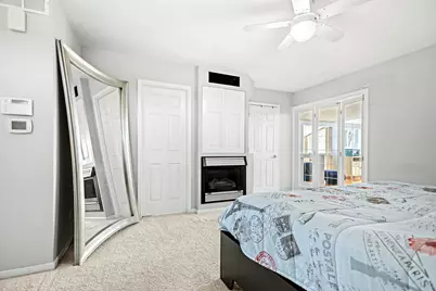 649 Hiawatha Drive, Carol Stream, IL 60188 - Photo 11
