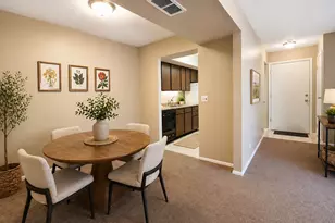 1724 Fayette Walk, Hoffman Estates, IL 60169 - Photo 3