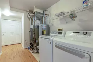 598 Harvey Lake Dr, Vernon Hills, IL 60061 - Photo 19