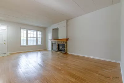 598 Harvey Lake Drive, Vernon Hills, IL 60061 - Photo 5