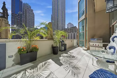 21 E Huron Street #706, Chicago, IL 60611 - Photo 11