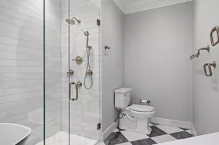 21 E Huron St, Chicago, IL 60611 - Photo 31