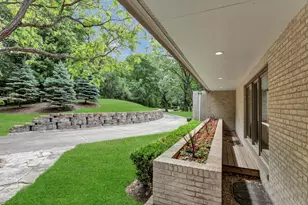 4 Far Hills Rd, Barrington Hills, IL 60010 - Photo 5
