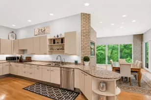 4 Far Hills Rd, Barrington Hills, IL 60010 - Photo 29