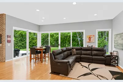 4 Far Hills Road, Barrington Hills, IL 60010 - Photo 25
