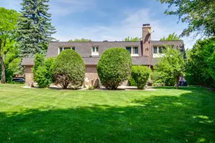 2315 Castilian Cir, Northbrook, IL 60062 - Photo 31