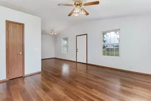 101 A S State St, Danvers, IL 61732 - Photo 9