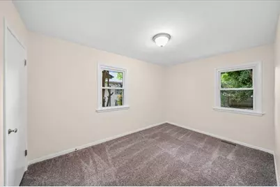 317 S 12th Street, Saint Charles, IL 60174 - Photo 11
