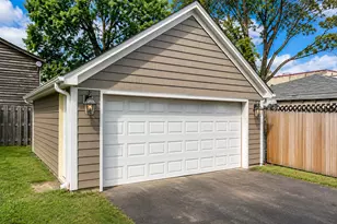 130 W Ellis Ave, Libertyville, IL 60048 - Photo 29
