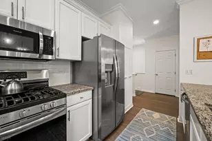 1123 W Altgeld St, Chicago, IL 60614 - Photo 11