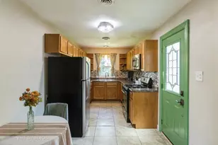 113 Pheasant Trail, Lake in the Hills, IL 60156 - Photo 9