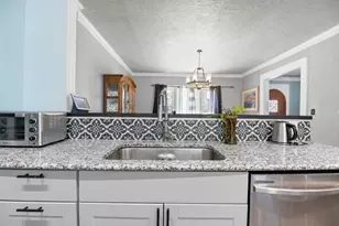 404 N Prospect St, Rockford, IL 61107 - Photo 25