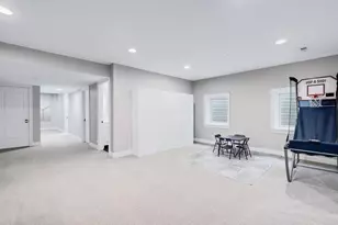 118 Tuttle Ave, Clarendon Hills, IL 60514 - Photo 27