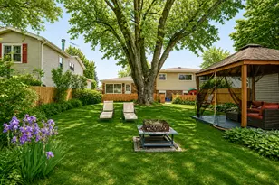 554 Patton Dr, Buffalo Grove, IL 60089 - Photo 9