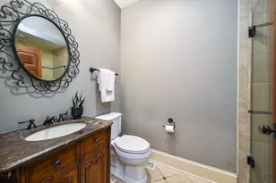 605 Thornwood Dr, Naperville, IL 60540 - Photo 17