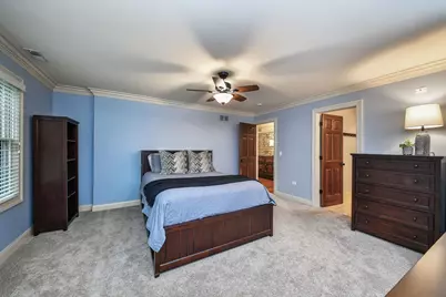 605 Thornwood Drive, Naperville, IL 60540 - Photo 29