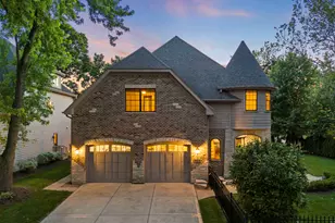 605 Thornwood Dr, Naperville, IL 60540 - Photo 47