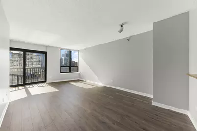 400 N Lasalle Street #1709, Chicago, IL 60654 - Photo 3