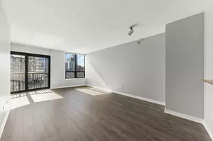 400 N LaSalle St, Chicago, IL 60654 - Photo 3